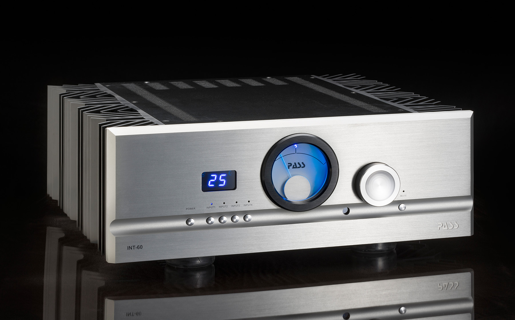 Pass labs INT-60 integrated amplifier <br/> 9400